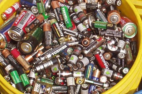 彬州豳风专业回收三元锂电池,电池锂回收|高价废旧电池回收